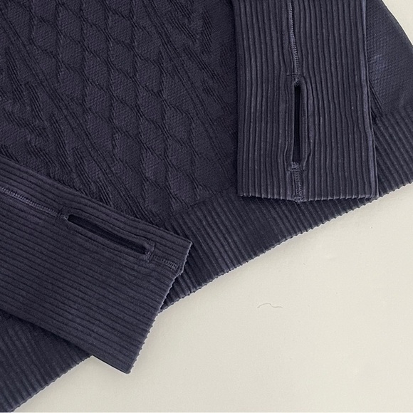 Lululemon Rest Less Pullover in Diamond Midnight Navy - Picture 6 of 9
